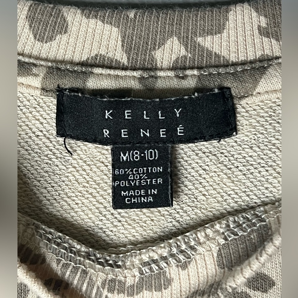 Kelly Reneé - Women’s Sweater - Picture 4 of 4